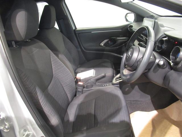 ヤリス ハイブリッドＺ　衝突被害軽減システム　メモリーナビ　バックカメラ　ＥＴＣ　ＣＤ　ミュージックプレイヤー接続可　ＤＶＤ再生　オートクルーズコントロール　ＬＥＤヘッドランプ　スマートキー　キーレス　ハイブリッド（14枚目）