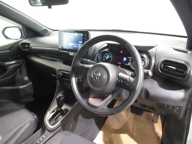 ヤリス ハイブリッドＺ　衝突被害軽減システム　メモリーナビ　バックカメラ　ＥＴＣ　ＣＤ　ミュージックプレイヤー接続可　ＤＶＤ再生　オートクルーズコントロール　ＬＥＤヘッドランプ　スマートキー　キーレス　ハイブリッド（16枚目）