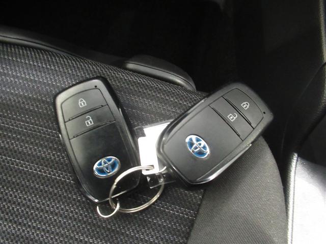 ヤリス ハイブリッドＺ　衝突被害軽減システム　メモリーナビ　バックカメラ　ＥＴＣ　ＣＤ　ミュージックプレイヤー接続可　ＤＶＤ再生　オートクルーズコントロール　ＬＥＤヘッドランプ　スマートキー　キーレス　ハイブリッド（25枚目）