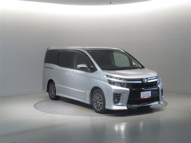 ヴォクシー ＺＳ　衝突被害軽減システム　メモリーナビ　フルセグ　バックカメラ　ＥＴＣ　ＣＤ　ミュージックプレイヤー接続可　ＤＶＤ再生　ＬＥＤヘッドランプ　電動スライドドア　乗車定員８人　３列シート　スマートキー（11枚目）