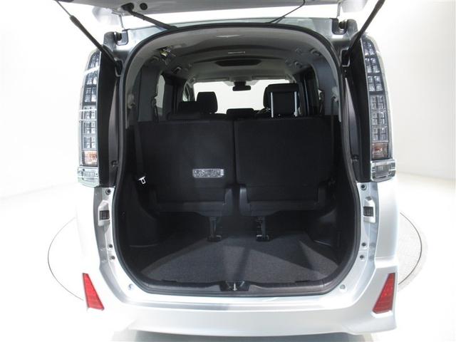 ヴォクシー ＺＳ　衝突被害軽減システム　メモリーナビ　フルセグ　バックカメラ　ＥＴＣ　ＣＤ　ミュージックプレイヤー接続可　ＤＶＤ再生　ＬＥＤヘッドランプ　電動スライドドア　乗車定員８人　３列シート　スマートキー（16枚目）