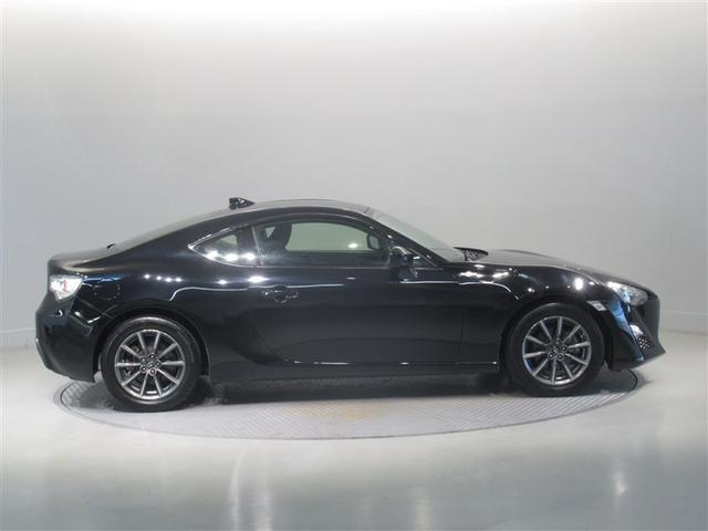 ８６ Ｇ　６速マニュアル　ＥＴＣ　ＣＤ　ミュージックプレイヤー接続可　ＤＶＤ再生　ＨＩＤヘッドライト　スマートキー　キーレス　ワンオーナー（9枚目）