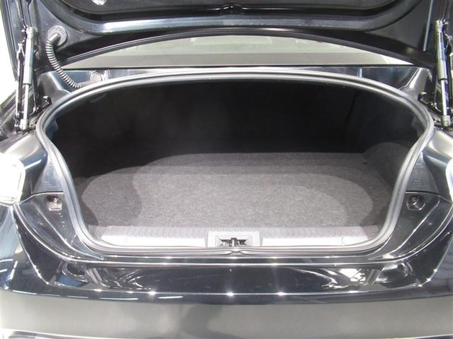 ８６ Ｇ　６速マニュアル　ＥＴＣ　ＣＤ　ミュージックプレイヤー接続可　ＤＶＤ再生　ＨＩＤヘッドライト　スマートキー　キーレス　ワンオーナー（14枚目）