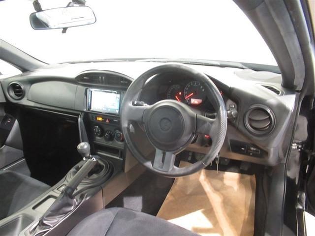 ８６ Ｇ　６速マニュアル　ＥＴＣ　ＣＤ　ミュージックプレイヤー接続可　ＤＶＤ再生　ＨＩＤヘッドライト　スマートキー　キーレス　ワンオーナー（16枚目）