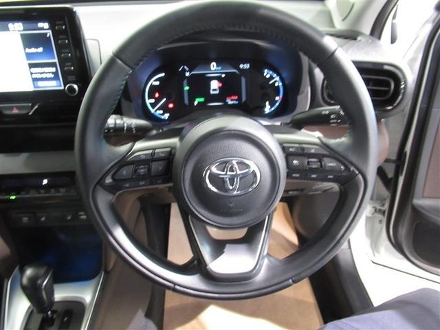 ヤリスクロス ハイブリッドZ 衝突被害軽減システム メモリーナビ フルセグ バックカメラ ミュージックプレイヤー接続可 電動シート オートクルーズコントロール LEDヘッドランプ スマートキー キーレス ハイブリッド ワンオーナー(22枚目)