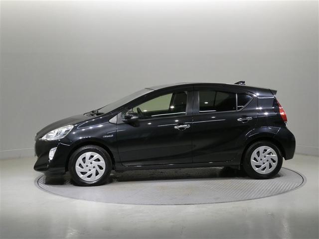 アクア Ｓスタイルブラック　衝突被害軽減システム　メモリーナビ　フルセグ　バックカメラ　ＥＴＣ　ＣＤ　ミュージックプレイヤー接続可　ＤＶＤ再生　スマートキー　キーレス　ハイブリッド　ワンオーナー（7枚目）