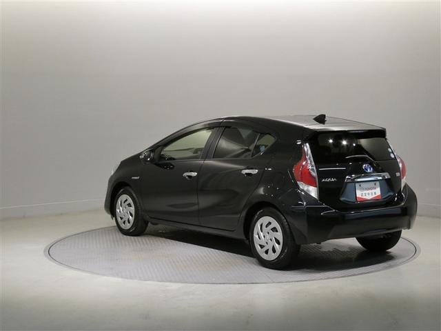 アクア Ｓスタイルブラック　衝突被害軽減システム　メモリーナビ　フルセグ　バックカメラ　ＥＴＣ　ＣＤ　ミュージックプレイヤー接続可　ＤＶＤ再生　スマートキー　キーレス　ハイブリッド　ワンオーナー（8枚目）