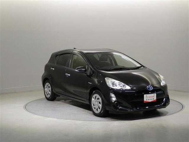 アクア Ｓスタイルブラック　衝突被害軽減システム　メモリーナビ　フルセグ　バックカメラ　ＥＴＣ　ＣＤ　ミュージックプレイヤー接続可　ＤＶＤ再生　スマートキー　キーレス　ハイブリッド　ワンオーナー（12枚目）