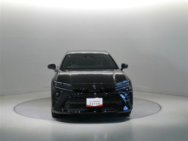 クラウンスポーツ Ｚ　衝突被害軽減システム　メモリーナビ　フルセグ　バックカメラ　ＥＴＣ　ミュージックプレイヤー接続可　電動シート　オートクルーズコントロール　ＬＥＤヘッドランプ　３列シート　スマートキー　キーレス　４ＷＤ（8枚目）