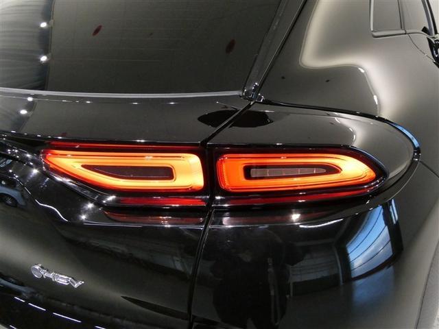 クラウンスポーツ Ｚ　衝突被害軽減システム　メモリーナビ　フルセグ　バックカメラ　ＥＴＣ　ミュージックプレイヤー接続可　電動シート　オートクルーズコントロール　ＬＥＤヘッドランプ　３列シート　スマートキー　キーレス　４ＷＤ（16枚目）