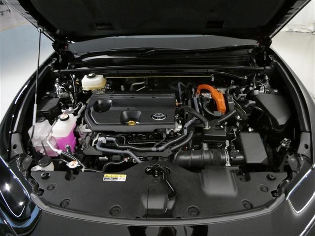 クラウンスポーツ Ｚ　衝突被害軽減システム　メモリーナビ　フルセグ　バックカメラ　ＥＴＣ　ミュージックプレイヤー接続可　電動シート　オートクルーズコントロール　ＬＥＤヘッドランプ　３列シート　スマートキー　キーレス　４ＷＤ（17枚目）