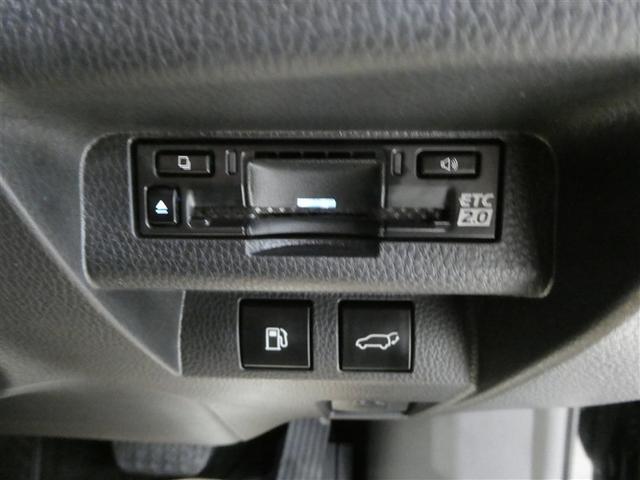 クラウンスポーツ Ｚ　衝突被害軽減システム　メモリーナビ　フルセグ　バックカメラ　ＥＴＣ　ミュージックプレイヤー接続可　電動シート　オートクルーズコントロール　ＬＥＤヘッドランプ　３列シート　スマートキー　キーレス　４ＷＤ（25枚目）