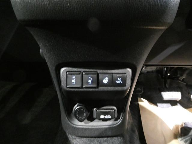 シエンタ ハイブリッドＺ　衝突被害軽減システム　メモリーナビ　フルセグ　バックカメラ　ＥＴＣ　ミュージックプレイヤー接続可　オートクルーズコントロール　ＬＥＤヘッドランプ　両側電動スライド　スマートキー　キーレス　ハイブリッド（6枚目）