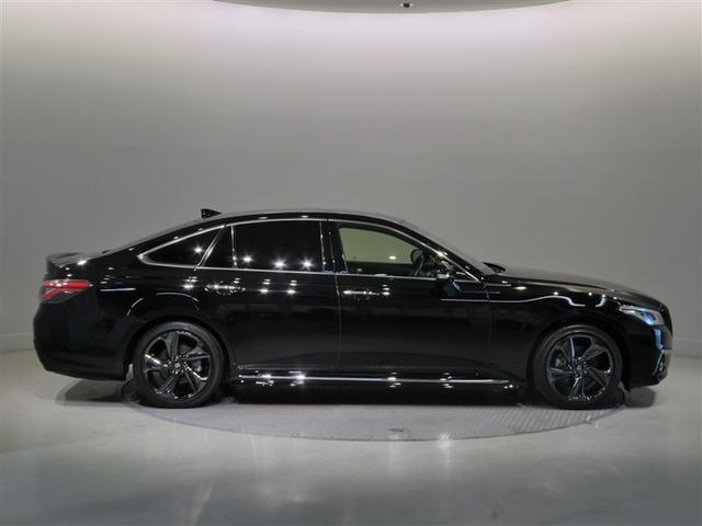 クラウンハイブリッド ＲＳ　リミテッド　衝突被害軽減システム　メモリーナビ　フルセグ　バックカメラ　ＥＴＣ　ＣＤ　ミュージックプレイヤー接続可　ＤＶＤ再生　サンルーフ　電動シート　オートクルーズコントロール　ＬＥＤヘッドランプ　スマートキー（14枚目）