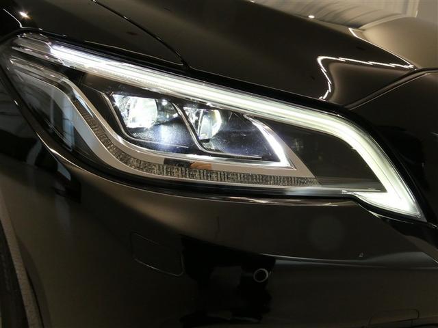 クラウンハイブリッド ＲＳ　リミテッド　衝突被害軽減システム　メモリーナビ　フルセグ　バックカメラ　ＥＴＣ　ＣＤ　ミュージックプレイヤー接続可　ＤＶＤ再生　サンルーフ　電動シート　オートクルーズコントロール　ＬＥＤヘッドランプ　スマートキー（16枚目）