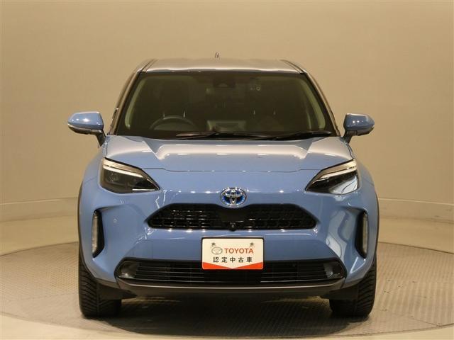 ヤリスクロス ハイブリッドＺ　衝突被害軽減システム　メモリーナビ　フルセグ　バックカメラ　ＥＴＣ　ミュージックプレイヤー接続可　電動シート　オートクルーズコントロール　ＬＥＤヘッドランプ　スマートキー　キーレス　ハイブリッド（9枚目）