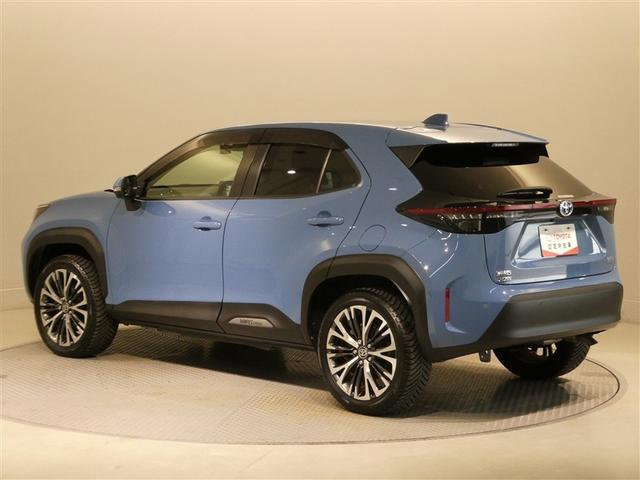 ヤリスクロス ハイブリッドＺ　衝突被害軽減システム　メモリーナビ　フルセグ　バックカメラ　ＥＴＣ　ミュージックプレイヤー接続可　電動シート　オートクルーズコントロール　ＬＥＤヘッドランプ　スマートキー　キーレス　ハイブリッド（11枚目）