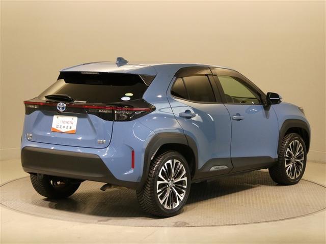 ヤリスクロス ハイブリッドＺ　衝突被害軽減システム　メモリーナビ　フルセグ　バックカメラ　ＥＴＣ　ミュージックプレイヤー接続可　電動シート　オートクルーズコントロール　ＬＥＤヘッドランプ　スマートキー　キーレス　ハイブリッド（13枚目）