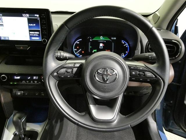 ヤリスクロス ハイブリッドＺ　衝突被害軽減システム　メモリーナビ　フルセグ　バックカメラ　ＥＴＣ　ミュージックプレイヤー接続可　電動シート　オートクルーズコントロール　ＬＥＤヘッドランプ　スマートキー　キーレス　ハイブリッド（22枚目）