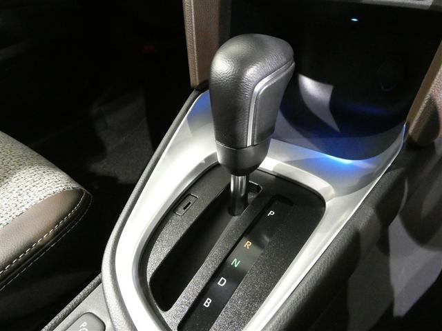 ヤリスクロス ハイブリッドＺ　衝突被害軽減システム　メモリーナビ　フルセグ　バックカメラ　ＥＴＣ　ミュージックプレイヤー接続可　電動シート　オートクルーズコントロール　ＬＥＤヘッドランプ　スマートキー　キーレス　ハイブリッド（24枚目）