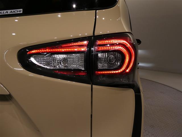 シエンタ ハイブリッド　Ｇ　セーフティーエディションＩＩ　衝突被害軽減システム　メモリーナビ　ワンセグ　バックカメラ　ＥＴＣ　ＣＤ　ミュージックプレイヤー接続可　オートクルーズコントロール　ＬＥＤヘッドランプ　両側電動スライド　乗車定員７人　３列シート（11枚目）