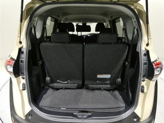 シエンタ ハイブリッド　Ｇ　セーフティーエディションＩＩ　衝突被害軽減システム　メモリーナビ　ワンセグ　バックカメラ　ＥＴＣ　ＣＤ　ミュージックプレイヤー接続可　オートクルーズコントロール　ＬＥＤヘッドランプ　両側電動スライド　乗車定員７人　３列シート（13枚目）