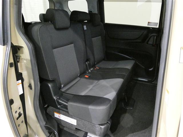 シエンタ ハイブリッド　Ｇ　セーフティーエディションＩＩ　衝突被害軽減システム　メモリーナビ　ワンセグ　バックカメラ　ＥＴＣ　ＣＤ　ミュージックプレイヤー接続可　オートクルーズコントロール　ＬＥＤヘッドランプ　両側電動スライド　乗車定員７人　３列シート（17枚目）