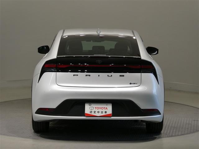 プリウス Ｇ　衝突被害軽減システム　メモリーナビ　フルセグ　バックカメラ　ＥＴＣ　ミュージックプレイヤー接続可　オートクルーズコントロール　ＬＥＤヘッドランプ　スマートキー　キーレス　ハイブリッド　ワンオーナー（5枚目）