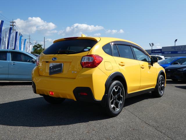 ＸＶ ２．０ｉ－Ｌ　アイサイトポップスター　タイヤ新品交換済　サンルーフ　カロッツェリアナビ　フルセグ　ＣＤ　ＤＶＤ　Ｂｌｕｅｔｏｏｔｈオーディオ　バックカメラ　ＥＴＣ２．０　ＨＩＤヘッドライト　１７インチアルミホイール　左右独立エアコン　アイドリングストップ（2枚目）