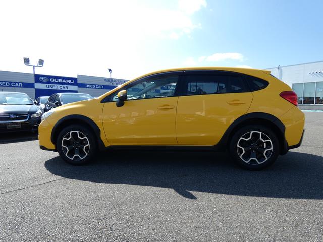 ＸＶ ２．０ｉ－Ｌ　アイサイトポップスター　タイヤ新品交換済　サンルーフ　カロッツェリアナビ　フルセグ　ＣＤ　ＤＶＤ　Ｂｌｕｅｔｏｏｔｈオーディオ　バックカメラ　ＥＴＣ２．０　ＨＩＤヘッドライト　１７インチアルミホイール　左右独立エアコン　アイドリングストップ（3枚目）