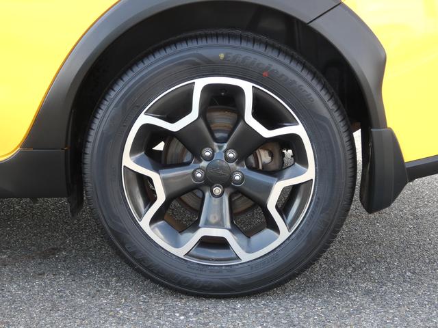 ＸＶ ２．０ｉ－Ｌ　アイサイトポップスター　タイヤ新品交換済　サンルーフ　カロッツェリアナビ　フルセグ　ＣＤ　ＤＶＤ　Ｂｌｕｅｔｏｏｔｈオーディオ　バックカメラ　ＥＴＣ２．０　ＨＩＤヘッドライト　１７インチアルミホイール　左右独立エアコン　アイドリングストップ（9枚目）