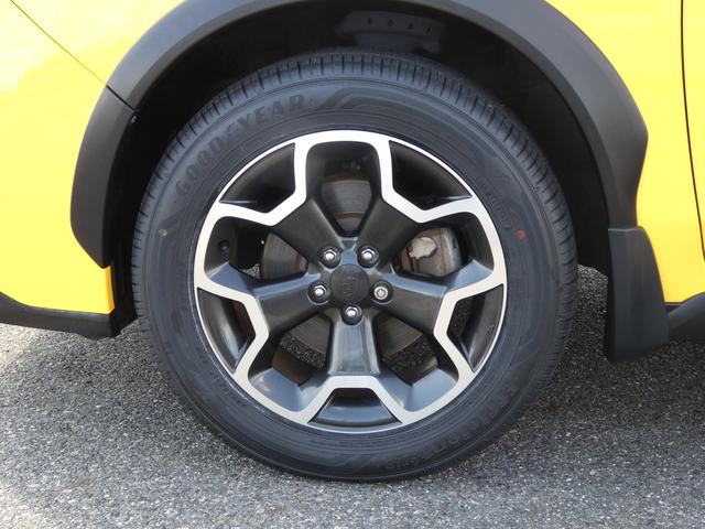 ＸＶ ２．０ｉ－Ｌ　アイサイトポップスター　タイヤ新品交換済　サンルーフ　カロッツェリアナビ　フルセグ　ＣＤ　ＤＶＤ　Ｂｌｕｅｔｏｏｔｈオーディオ　バックカメラ　ＥＴＣ２．０　ＨＩＤヘッドライト　１７インチアルミホイール　左右独立エアコン　アイドリングストップ（10枚目）