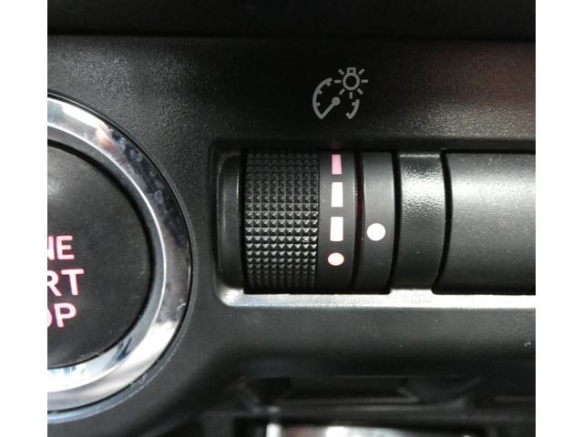 ＸＶ ２．０ｉ－Ｌ　アイサイトポップスター　タイヤ新品交換済　サンルーフ　カロッツェリアナビ　フルセグ　ＣＤ　ＤＶＤ　Ｂｌｕｅｔｏｏｔｈオーディオ　バックカメラ　ＥＴＣ２．０　ＨＩＤヘッドライト　１７インチアルミホイール　左右独立エアコン　アイドリングストップ（18枚目）