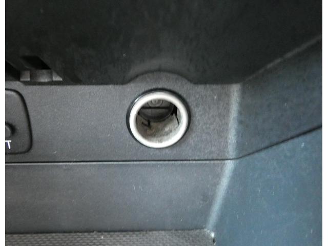 ＸＶ ２．０ｉ－Ｌ　アイサイトポップスター　タイヤ新品交換済　サンルーフ　カロッツェリアナビ　フルセグ　ＣＤ　ＤＶＤ　Ｂｌｕｅｔｏｏｔｈオーディオ　バックカメラ　ＥＴＣ２．０　ＨＩＤヘッドライト　１７インチアルミホイール　左右独立エアコン　アイドリングストップ（32枚目）