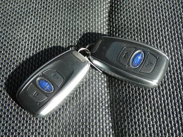 ＸＶ ２．０ｉ－Ｌ　アイサイトポップスター　タイヤ新品交換済　サンルーフ　カロッツェリアナビ　フルセグ　ＣＤ　ＤＶＤ　Ｂｌｕｅｔｏｏｔｈオーディオ　バックカメラ　ＥＴＣ２．０　ＨＩＤヘッドライト　１７インチアルミホイール　左右独立エアコン　アイドリングストップ（35枚目）