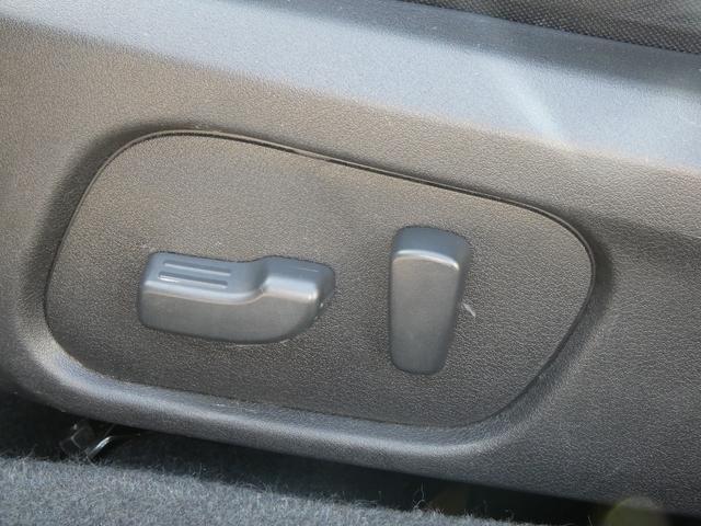 ＸＶ ２．０ｉ－Ｌ　アイサイトポップスター　タイヤ新品交換済　サンルーフ　カロッツェリアナビ　フルセグ　ＣＤ　ＤＶＤ　Ｂｌｕｅｔｏｏｔｈオーディオ　バックカメラ　ＥＴＣ２．０　ＨＩＤヘッドライト　１７インチアルミホイール　左右独立エアコン　アイドリングストップ（42枚目）