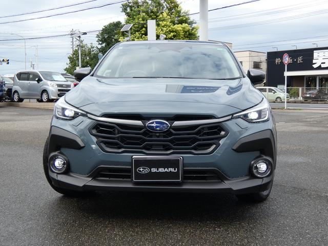 クロストレック リミテッド サンルーフ レザーシート 11.6インチモニター ナビ機能 フルセグ Bluetoothオーディオ フロントカメラ サイドカメラ バックカメラ 全周囲カメラ ハイビームアシスト リヤビークルディテクション ワイヤレスチャージャー(4枚目)