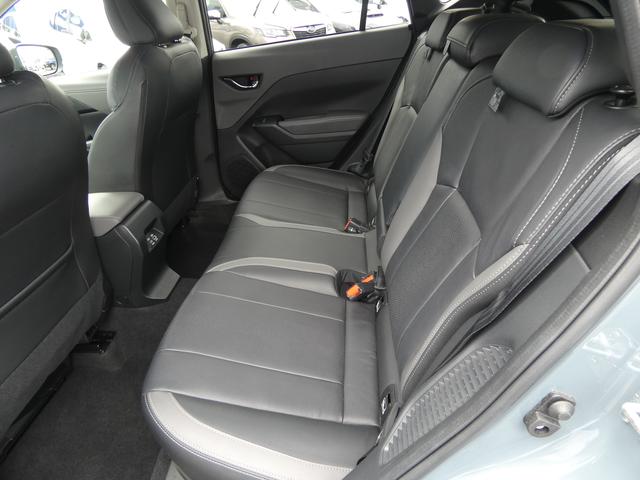 クロストレック リミテッド サンルーフ レザーシート 11.6インチモニター ナビ機能 フルセグ Bluetoothオーディオ フロントカメラ サイドカメラ バックカメラ 全周囲カメラ ハイビームアシスト リヤビークルディテクション ワイヤレスチャージャー(12枚目)