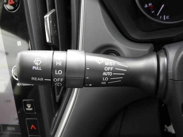 クロストレック リミテッド サンルーフ レザーシート 11.6インチモニター ナビ機能 フルセグ Bluetoothオーディオ フロントカメラ サイドカメラ バックカメラ 全周囲カメラ ハイビームアシスト リヤビークルディテクション ワイヤレスチャージャー(24枚目)