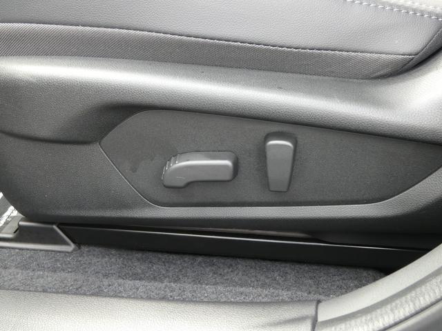 クロストレック リミテッド サンルーフ レザーシート 11.6インチモニター ナビ機能 フルセグ Bluetoothオーディオ フロントカメラ サイドカメラ バックカメラ 全周囲カメラ ハイビームアシスト リヤビークルディテクション ワイヤレスチャージャー(48枚目)