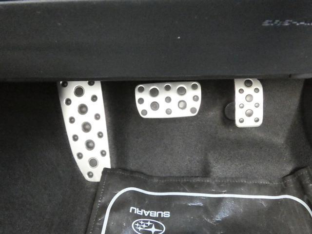 クロストレック リミテッド　前後ドラレコ　ナビ機能付き１１．６インチモニター　フルセグ　Ｂｌｕｅｔｏｏｔｈオーディオ　フロントカメラ　サイドカメラ　バックカメラ　全周囲カメラ　３Ｄビュー　ＥＴＣ２．０　ハイビームアシスト　リヤビークルディテクション　シートヒーター（28枚目）