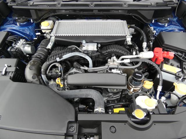 外から見えないエンジンルーム内もしっかりとクリーニングしてあります！