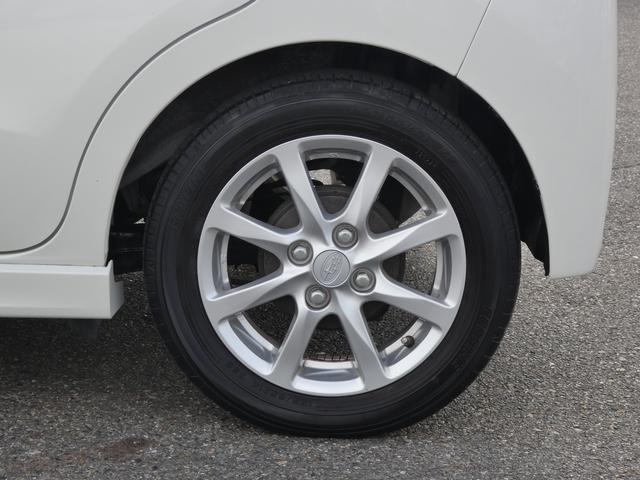 ステラ Ｒ　クラリオンナビ　ＬＥＤヘッドライト　１４インチアルミ　ワンセグ　ＣＤ　ＤＶＤ　Ｂｌｕｅｔｏｏｔｈオーディオ　オートエアコン　プッシュスタート　オートドアミラー　フロントフォグランプ　ワンオーナー　アイドリングストップ　ＶＤＣ（9枚目）