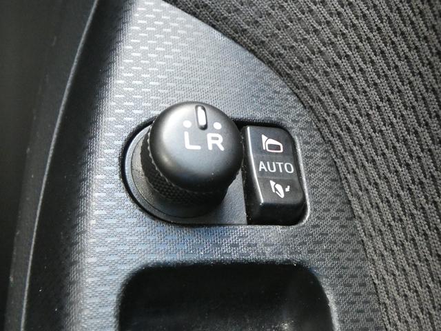 ステラ Ｒ　クラリオンナビ　ＬＥＤヘッドライト　１４インチアルミ　ワンセグ　ＣＤ　ＤＶＤ　Ｂｌｕｅｔｏｏｔｈオーディオ　オートエアコン　プッシュスタート　オートドアミラー　フロントフォグランプ　ワンオーナー　アイドリングストップ　ＶＤＣ（15枚目）