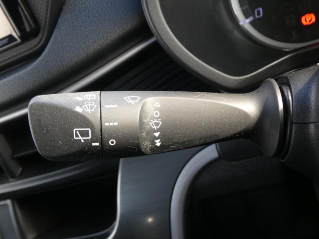 ステラ Ｒ　クラリオンナビ　ＬＥＤヘッドライト　１４インチアルミ　ワンセグ　ＣＤ　ＤＶＤ　Ｂｌｕｅｔｏｏｔｈオーディオ　オートエアコン　プッシュスタート　オートドアミラー　フロントフォグランプ　ワンオーナー　アイドリングストップ　ＶＤＣ（21枚目）