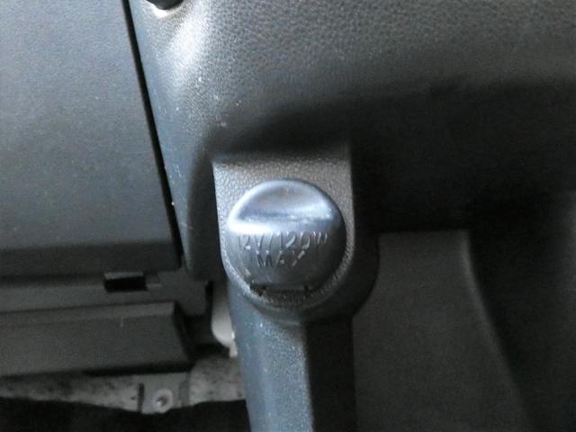 ステラ Ｒ　クラリオンナビ　ＬＥＤヘッドライト　１４インチアルミ　ワンセグ　ＣＤ　ＤＶＤ　Ｂｌｕｅｔｏｏｔｈオーディオ　オートエアコン　プッシュスタート　オートドアミラー　フロントフォグランプ　ワンオーナー　アイドリングストップ　ＶＤＣ（28枚目）