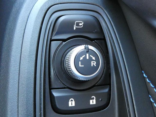 レヴォーグ ＧＴ－Ｈ　ＥＸ　前後ドラレコ　１１．６インチディスプレイ　フルセグ　Ｂｌｕｅｔｏｏｔｈオーディオ　フロントカメラ　サイドカメラ　バックカメラ　ＥＴＣ２．０　スマートリヤビューミラー　ハイビームアシスト　リヤビークルディテクション　電動リヤゲート（17枚目）