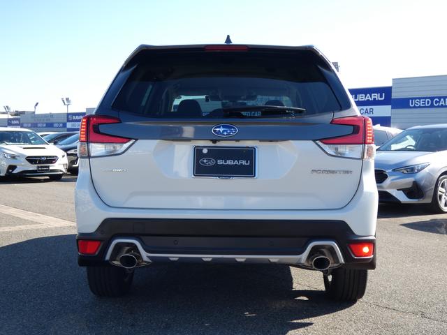 フォレスター スポーツ　前後ドラレコ　セイフティプラス（視界拡張）　パナソニックナビ　フルセグ　Ｂｌｕｅｔｏｏｔｈオーディオ　ＨＤＭＩ　ＵＳＢ　フロントカメラ　サイドカメラ　バックカメラ　スマートリヤビューミラー　ＥＴＣ２．０　ハイビームアシスト　電動リヤゲート（5枚目）