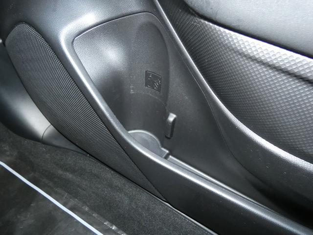 フォレスター スポーツ　前後ドラレコ　セイフティプラス（視界拡張）　パナソニックナビ　フルセグ　Ｂｌｕｅｔｏｏｔｈオーディオ　ＨＤＭＩ　ＵＳＢ　フロントカメラ　サイドカメラ　バックカメラ　スマートリヤビューミラー　ＥＴＣ２．０　ハイビームアシスト　電動リヤゲート（56枚目）