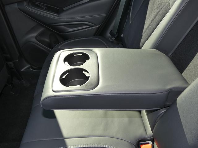 フォレスター スポーツ　前後ドラレコ　セイフティプラス（視界拡張）　パナソニックナビ　フルセグ　Ｂｌｕｅｔｏｏｔｈオーディオ　ＨＤＭＩ　ＵＳＢ　フロントカメラ　サイドカメラ　バックカメラ　スマートリヤビューミラー　ＥＴＣ２．０　ハイビームアシスト　電動リヤゲート（58枚目）